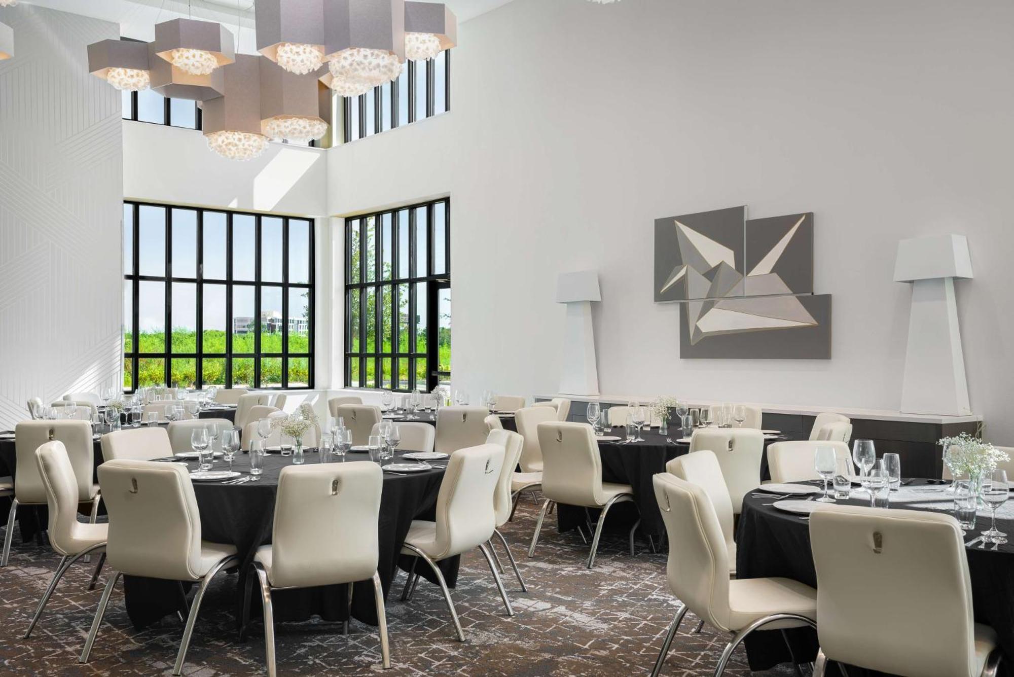 Hilton Garden Inn Orlando I-4 Millenia Blvd Mall Eksteriør billede